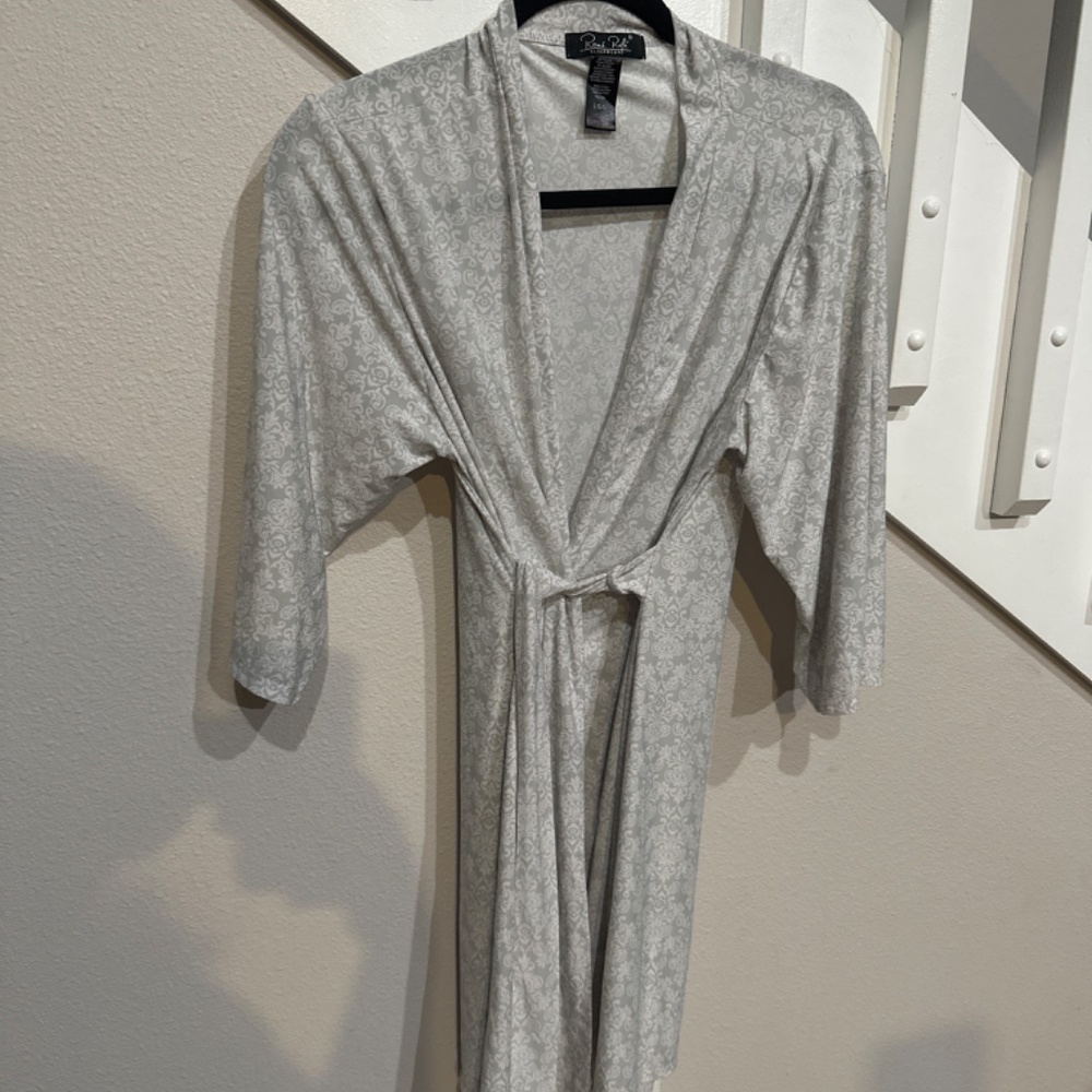 Robe by Rene Rofe - Picture 2 of 4